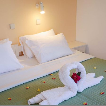 Litinas Apartments With Pool Agia Marina Exterior foto